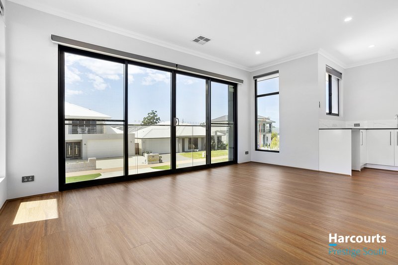 Photo - 6 Portes Road, Southern River WA 6110 - Image 6