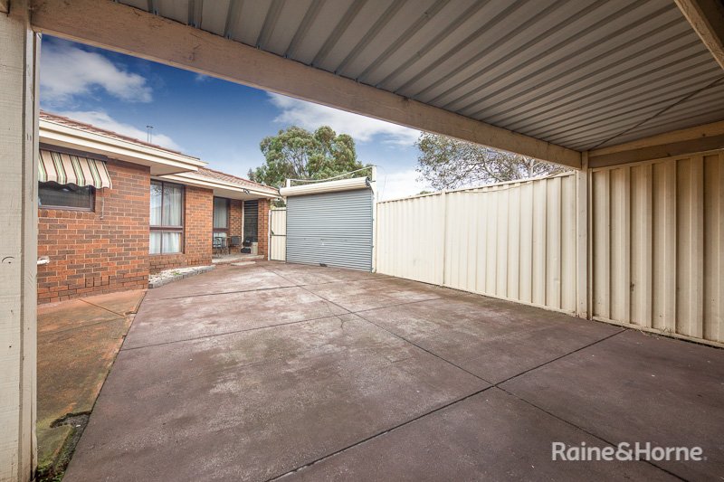 Photo - 6 Portmarnock Court, Sunbury VIC 3429 - Image 10