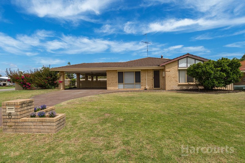 Photo - 6 Portsea Court, Meadow Springs WA 6210 - Image 2