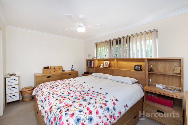 Photo - 6 Portsea Court, Meadow Springs WA 6210 - Image 5