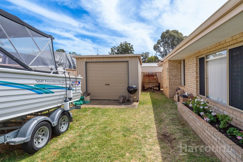 Photo - 6 Portsea Court, Meadow Springs WA 6210 - Image 15