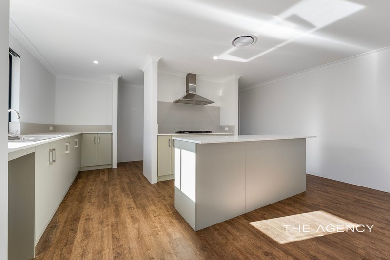 Photo - 6 Poseidon Way, Glenfield WA 6532 - Image 4