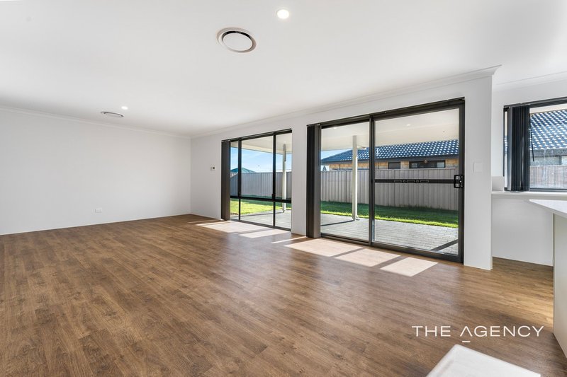 Photo - 6 Poseidon Way, Glenfield WA 6532 - Image 14