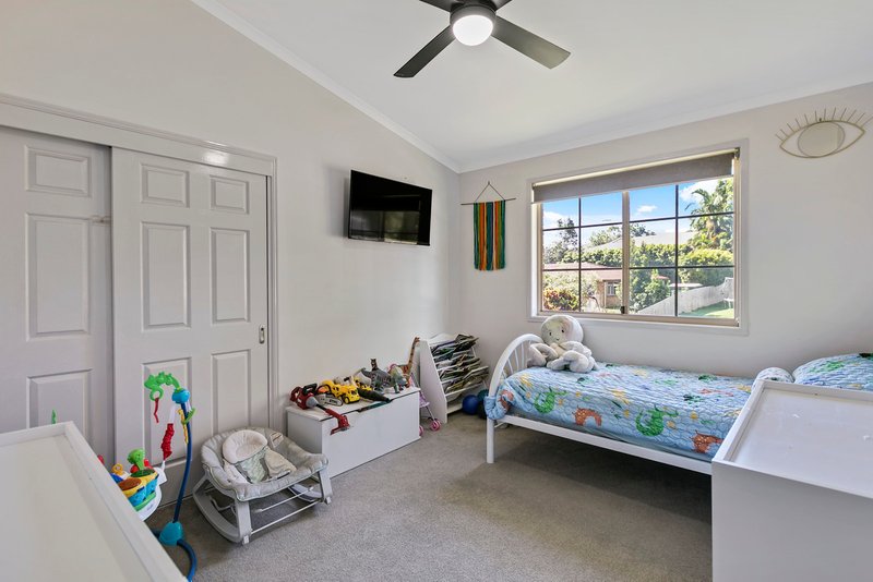 Photo - 6 Possum Place, Nambour QLD 4560 - Image 7