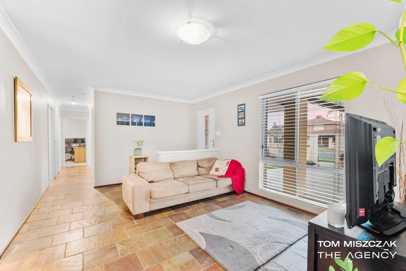 Photo - 6 Prince Street, Queens Park WA 6107 - Image 16