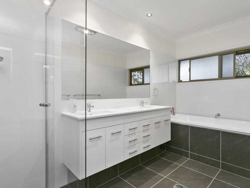 Photo - 6 Princess Place, Tallai QLD 4213 - Image 14