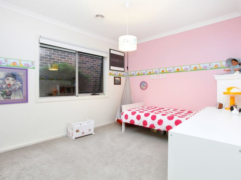 Photo - 6 Prudence Parade, Point Cook VIC 3030 - Image 10