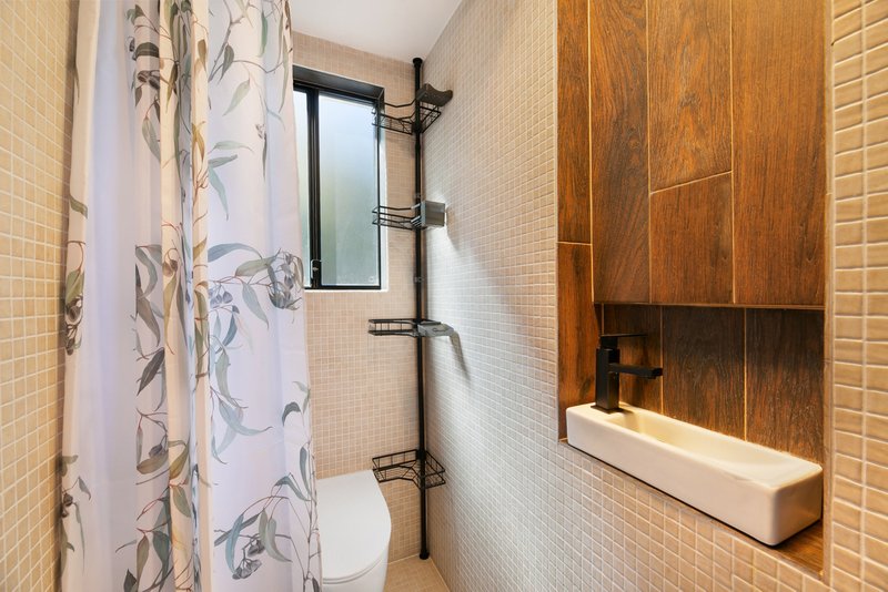 Photo - 6 Prunus Court, Beechmont QLD 4211 - Image 9