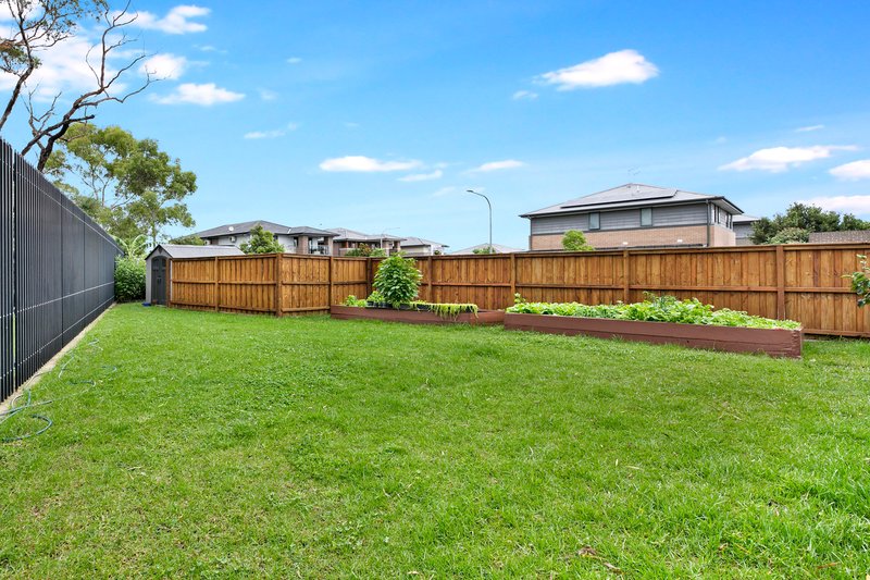 Photo - 6 Purvis Avenue, Potts Hill NSW 2143 - Image 10