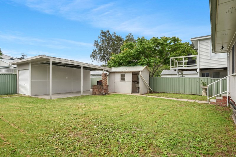 Photo - 6 Pyang Avenue, Davistown NSW 2251 - Image 10