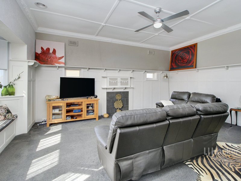 Photo - 6 Pyke Street, Bairnsdale VIC 3875 - Image 2