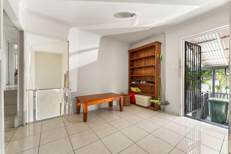 Photo - 6 Quarrian Crescent, Beenleigh QLD 4207 - Image 10