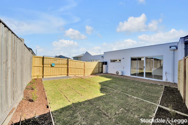 Photo - 6 Quarter Way, Donnybrook VIC 3064 - Image 12