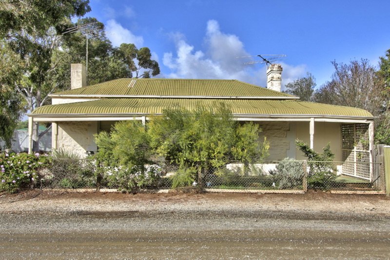 Photo - 6 Queen Street, Kapunda SA 5373 - Image 2