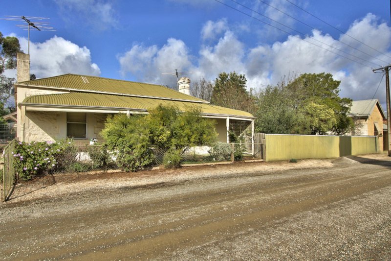 Photo - 6 Queen Street, Kapunda SA 5373 - Image 3