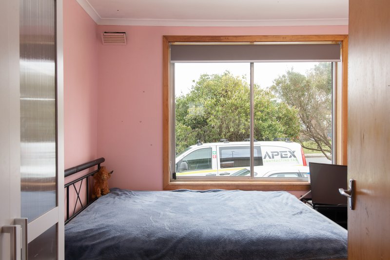 Photo - 6 Quinn Avenue, George Town TAS 7253 - Image 7