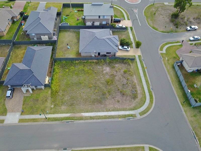 Photo - 6 Rae Street, Cessnock NSW 2325 - Image 3