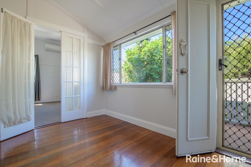 Photo - 6 Railway Street, West Gladstone QLD 4680 - Image 14