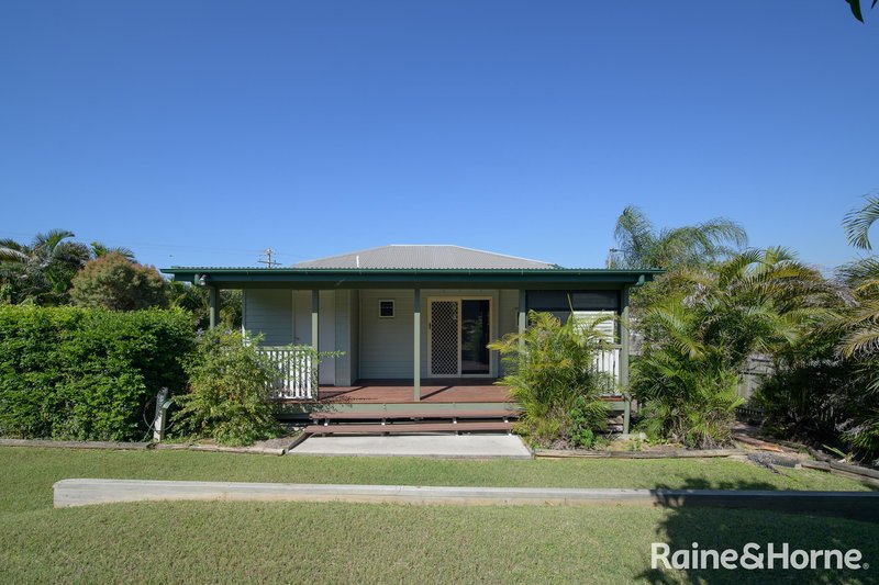 Photo - 6 Railway Street, West Gladstone QLD 4680 - Image 16