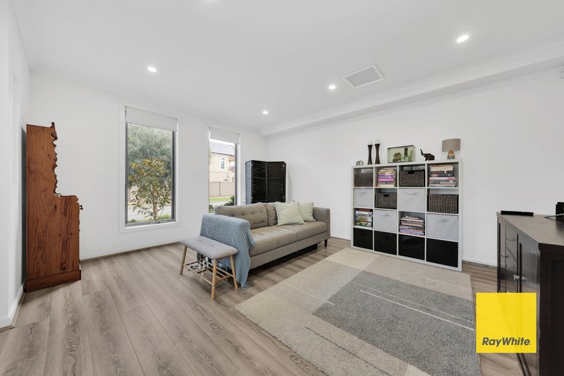 Photo - 6 Raimo Place, Doreen VIC 3754 - Image 7