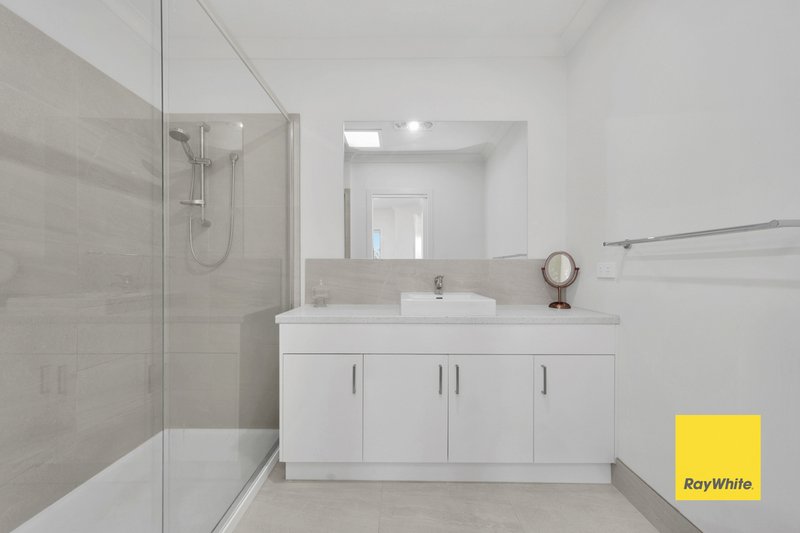 Photo - 6 Raimo Place, Doreen VIC 3754 - Image 10
