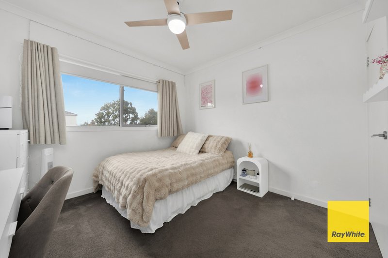 Photo - 6 Raimo Place, Doreen VIC 3754 - Image 11