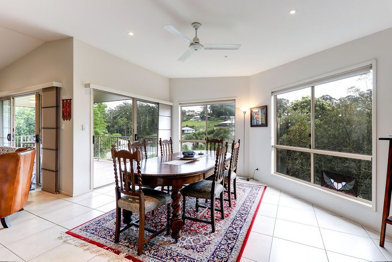 Photo - 6 Rainbow Court, Woombye QLD 4559 - Image 8