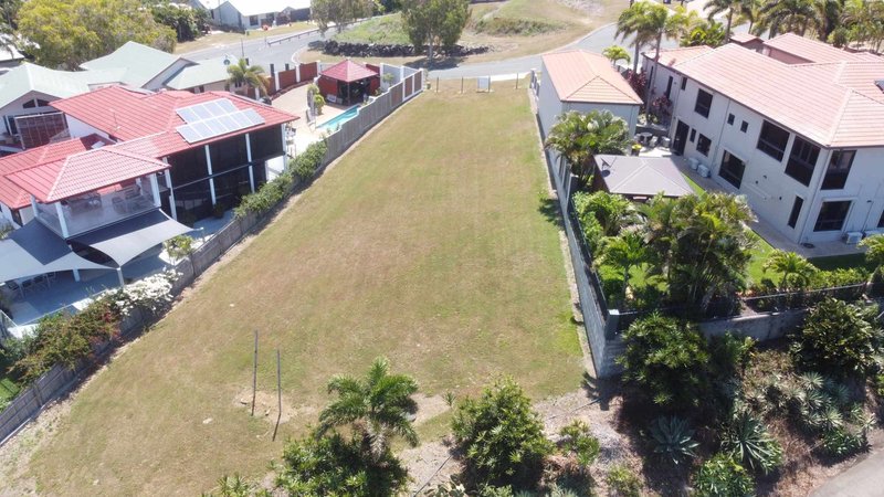 Photo - 6 Rainbow Crescent, Blacks Beach QLD 4740 - Image 7