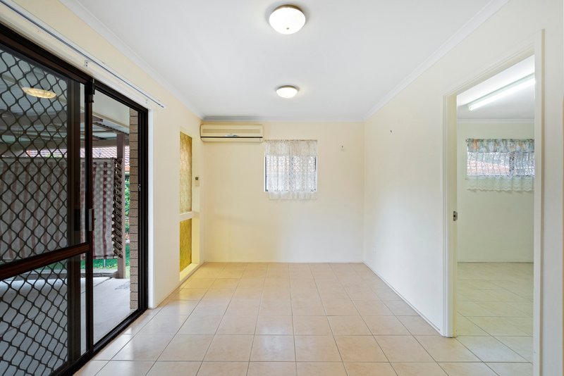 Photo - 6 Ranbini Street, Rochedale South QLD 4123 - Image 8