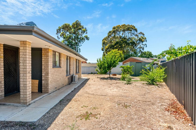 Photo - 6 Raphael Crescent, Morphett Vale SA 5162 - Image 18