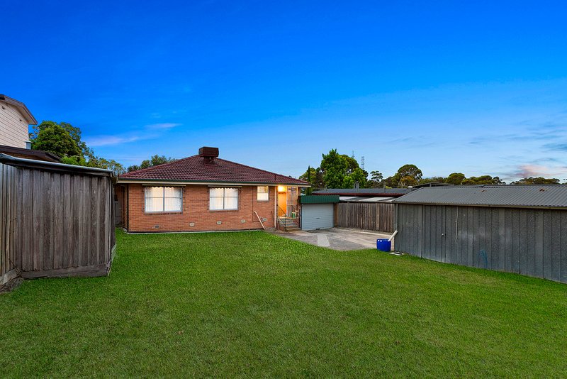 Photo - 6 Rasheda Street, Watsonia VIC 3087 - Image 13