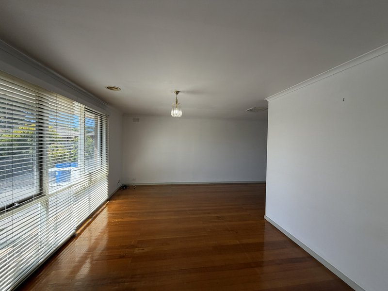 Photo - 6 Rashu Court, Clarinda VIC 3169 - Image 2