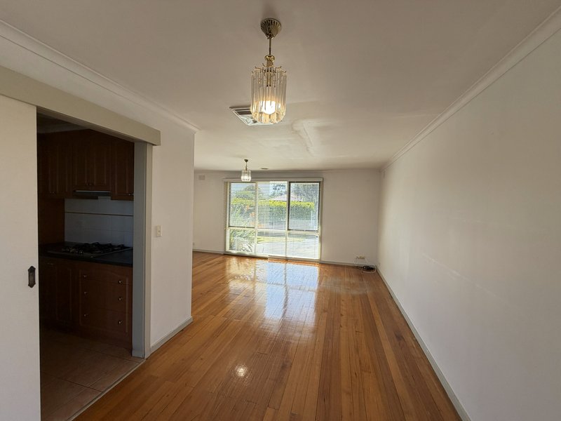 Photo - 6 Rashu Court, Clarinda VIC 3169 - Image 3