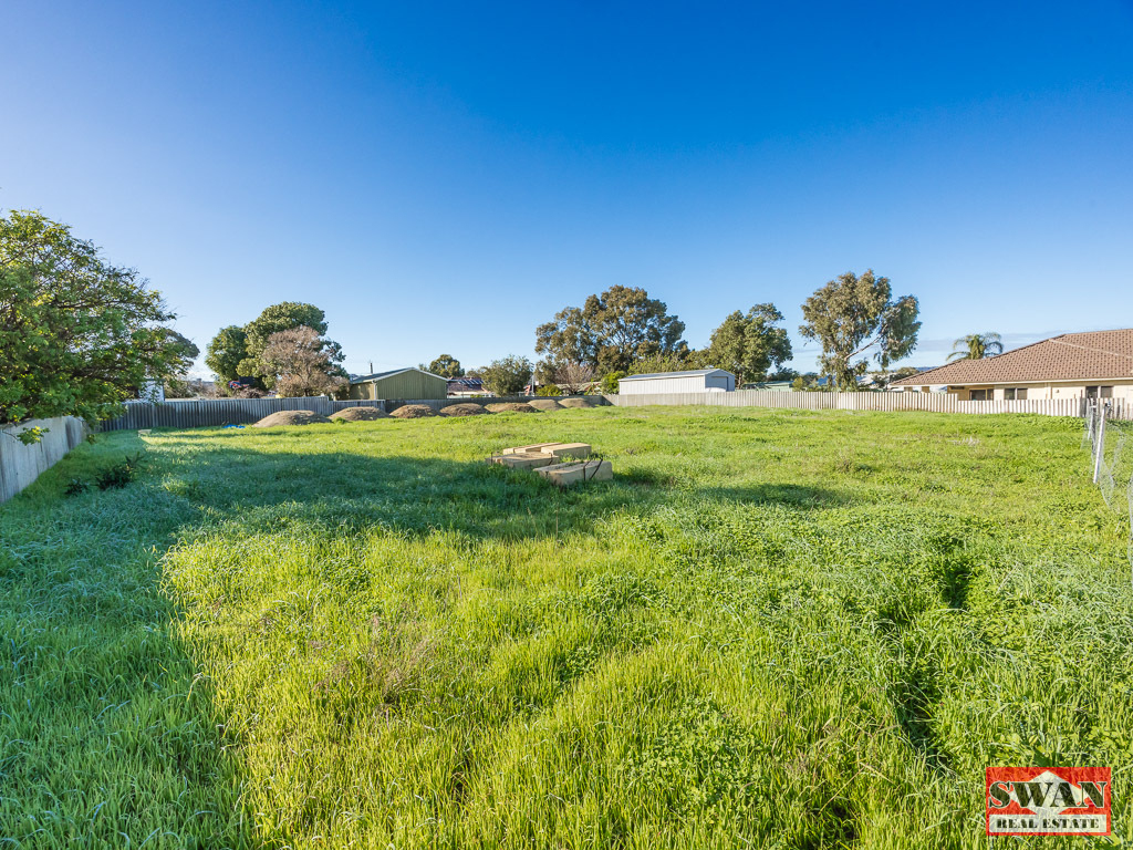 6 Ray Road, Swan View WA 6056 - Image 1