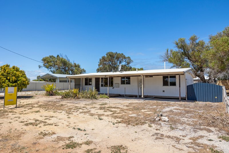 6 Read Street, Green Head WA 6514