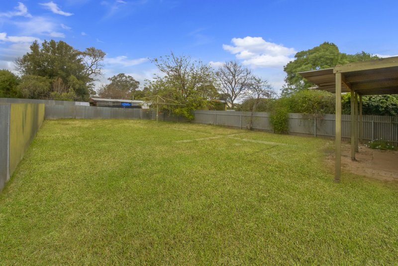 Photo - 6 Redcliffe Street, Davoren Park SA 5113 - Image 10