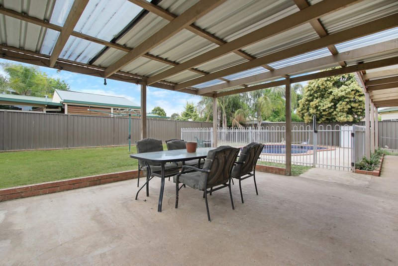 Photo - 6 Regency Court, Benalla VIC 3672 - Image 3