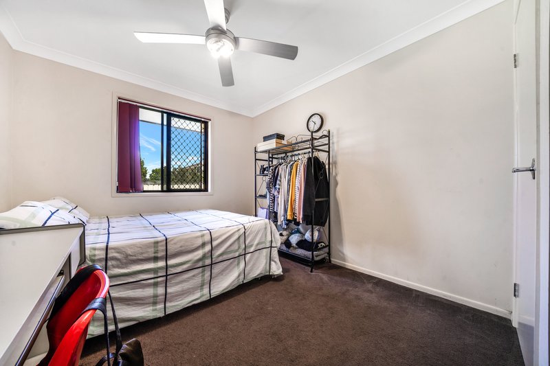 Photo - 6 Resi Drive, Regents Park QLD 4118 - Image 9