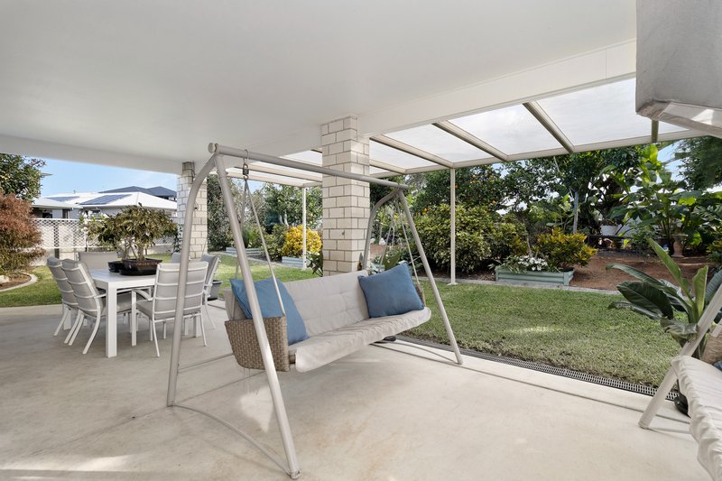 Photo - 6 Ridge View Court, Nikenbah QLD 4655 - Image 19