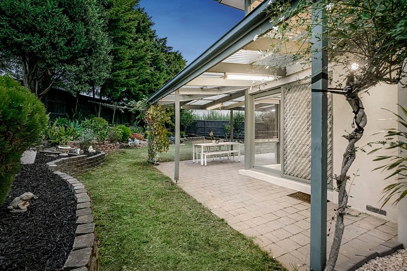 Photo - 6 Rigby Mews, Rowville VIC 3178 - Image 12