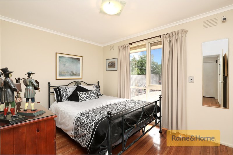 Photo - 6 Rigel Street, Melton VIC 3337 - Image 7