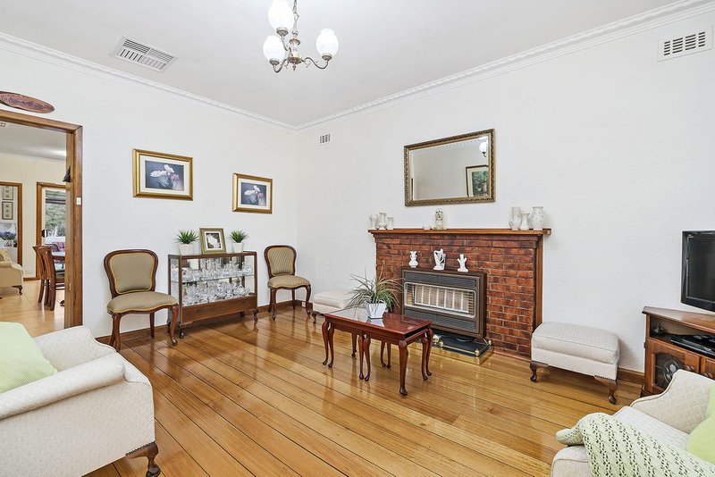 Photo - 6 Rimmer Street, Mentone VIC 3194 - Image 3