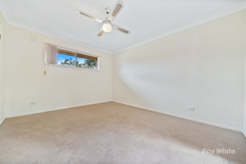 Photo - 6 Rivervista Court, Eagleby QLD 4207 - Image 10