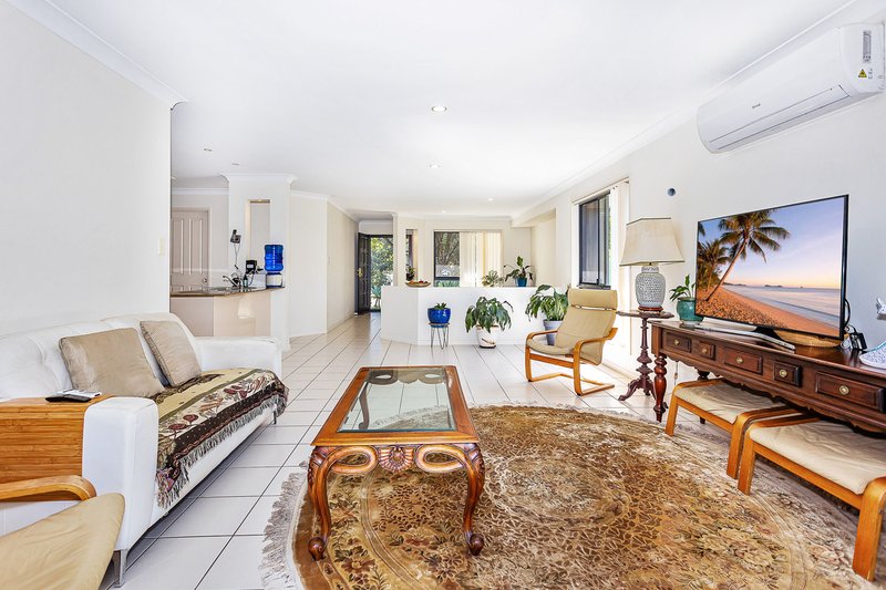 Photo - 6 Riverwood Drive, Ashmore QLD 4214 - Image 10