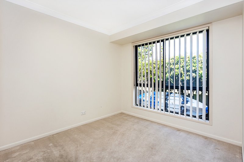 Photo - 6 Riverwood Drive, Ashmore QLD 4214 - Image 14