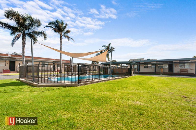 Photo - 6 Roadknight Street, Lakes Entrance VIC 3909 - Image 16