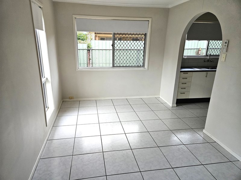 Photo - 6 Robert Street, Loganlea QLD 4131 - Image 10