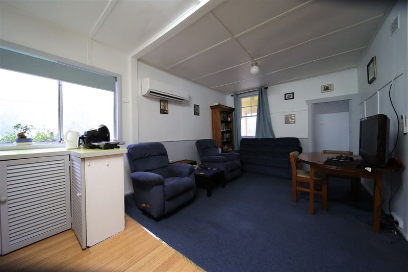 Photo - 6 Robertson Street, Queenstown TAS 7467 - Image 4