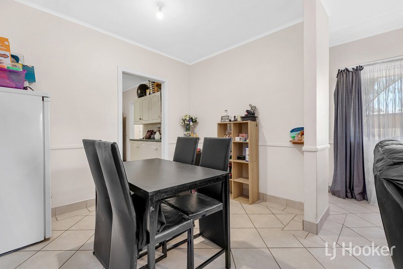 Photo - 6 Robins Street, Elizabeth Downs SA 5113 - Image 7