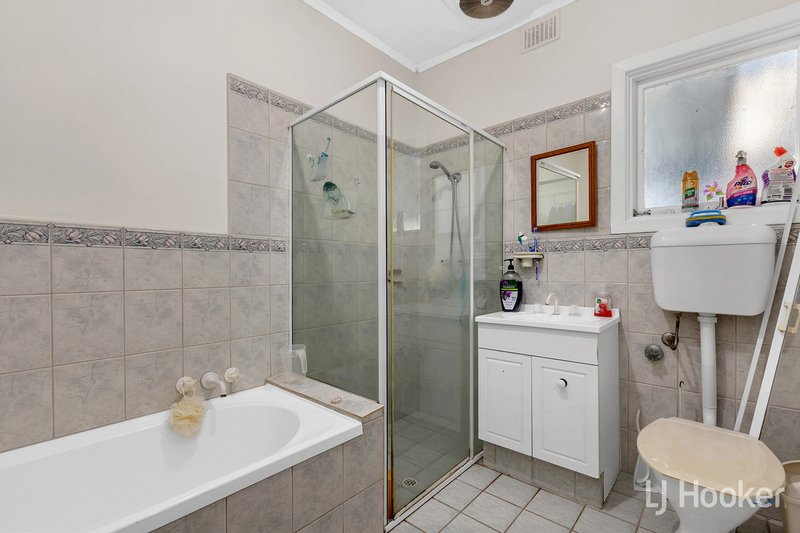 Photo - 6 Robins Street, Elizabeth Downs SA 5113 - Image 15